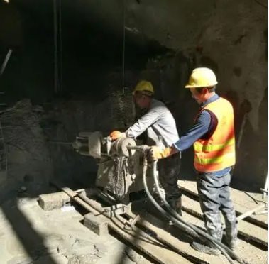 建始水下抗分散灌浆料特点 水下不分散注浆料介绍